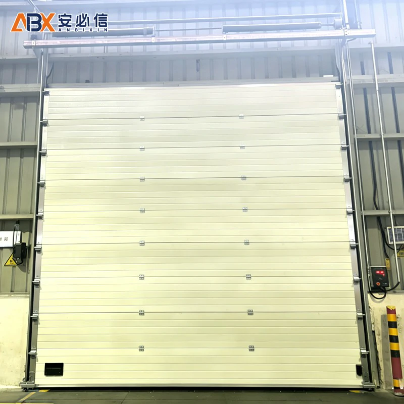 白城保平街道钢质提升门